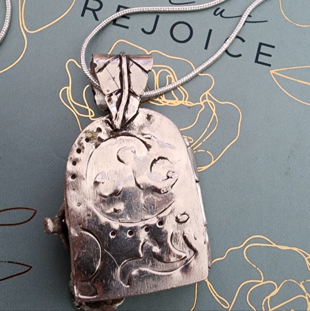 BIRD CAGE NECKLACE HANDMADE IN STERLING SILVER (Order Upon Request) - Picture 4 of 8